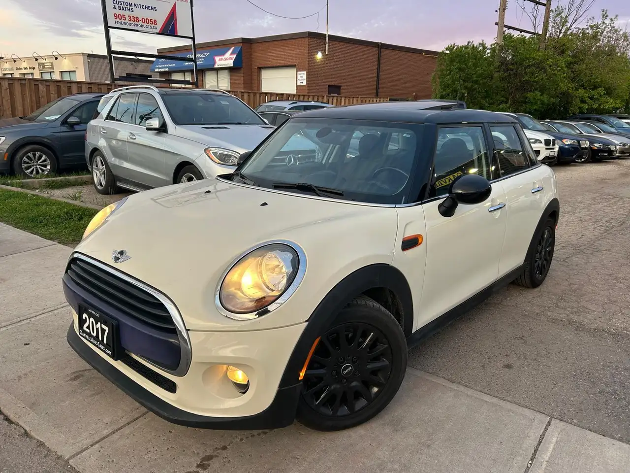 2017 MINI 5 Door