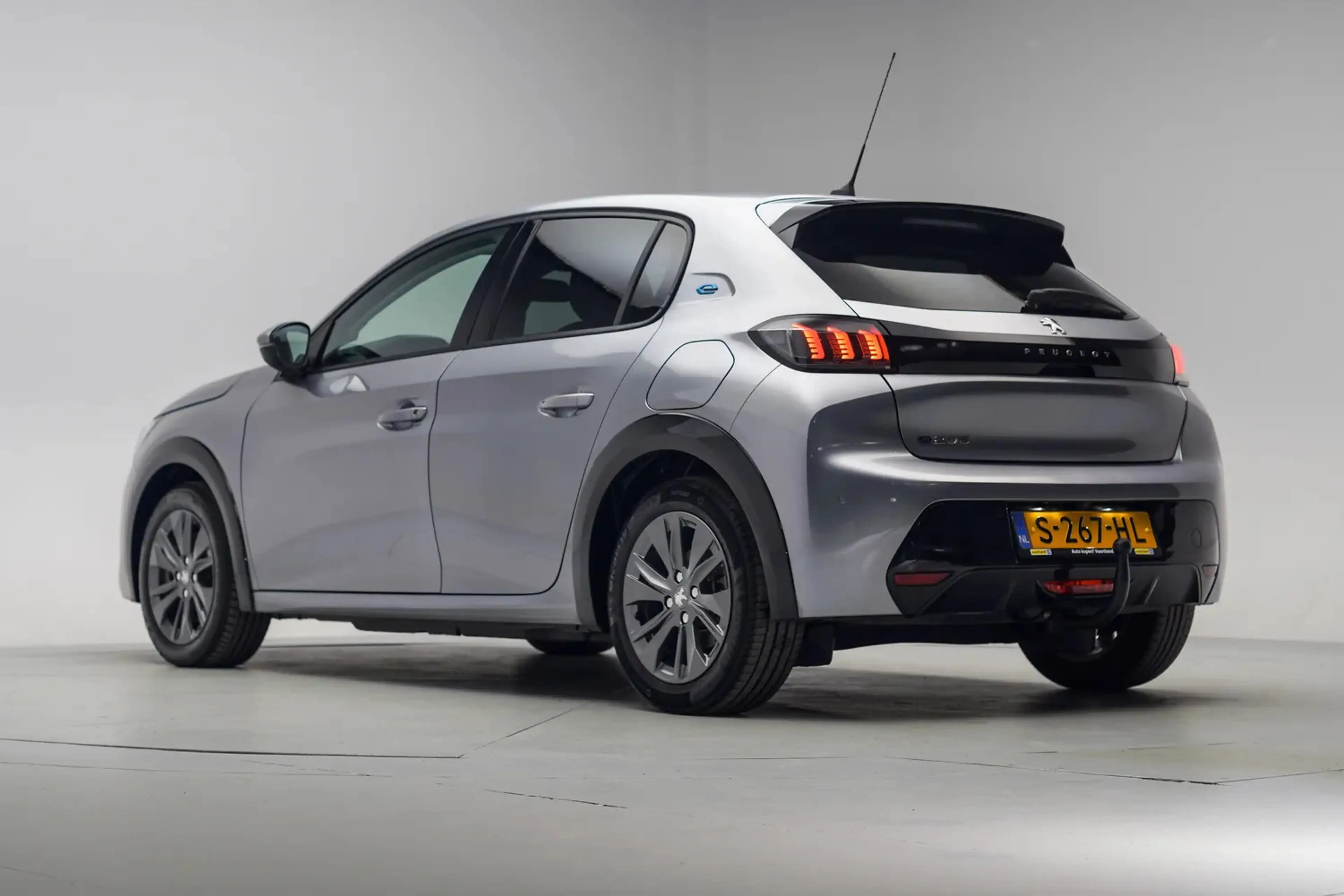 Peugeot e-208 EV Allure Pack 50 kWh [ Navi Stoelverwarming Camer — photo 3