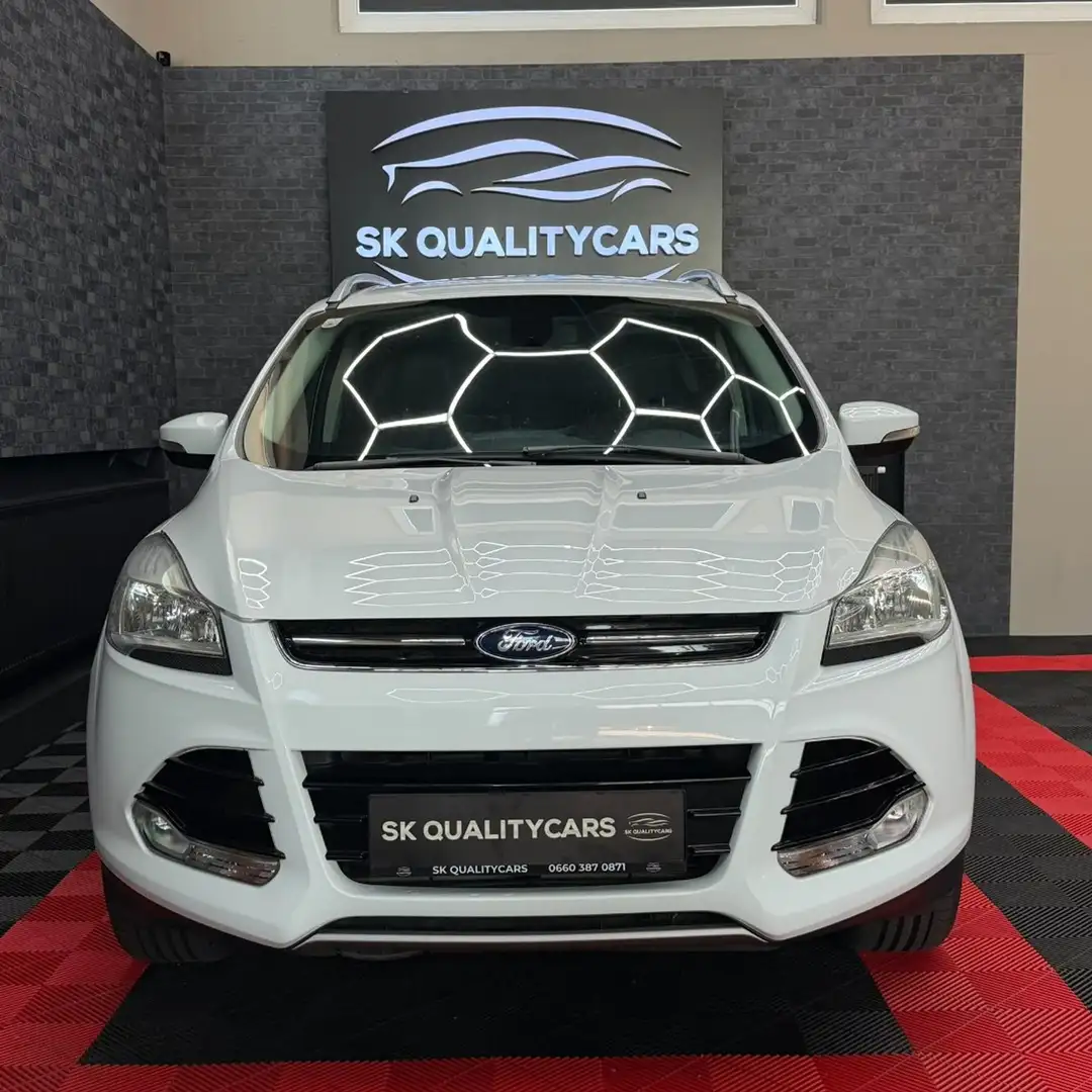 Ford Kuga 2,0l TDCI/DPF 103kW 140PS Weiß - 2