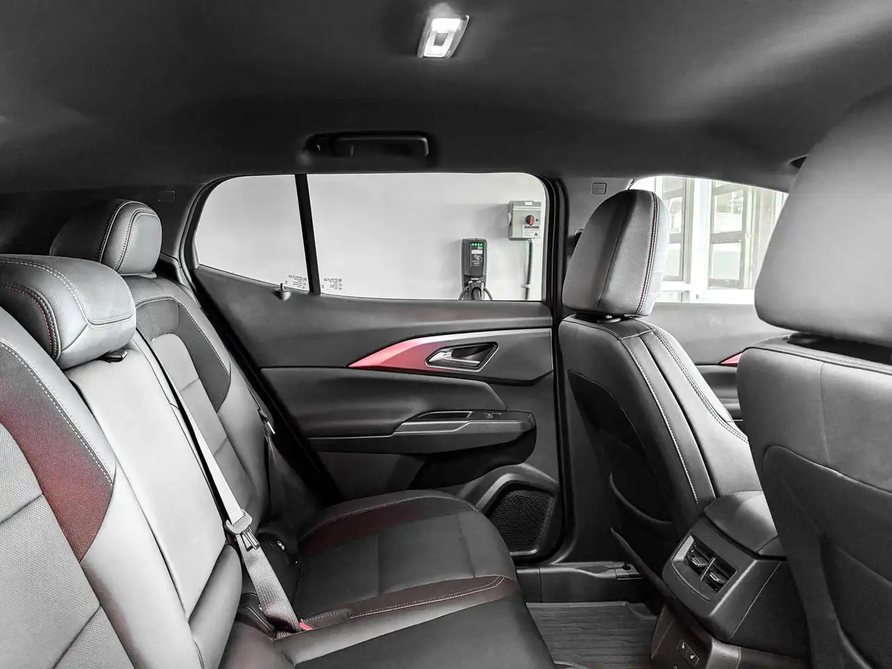 Chevrolet Equinox photo Chevrolet Equinox