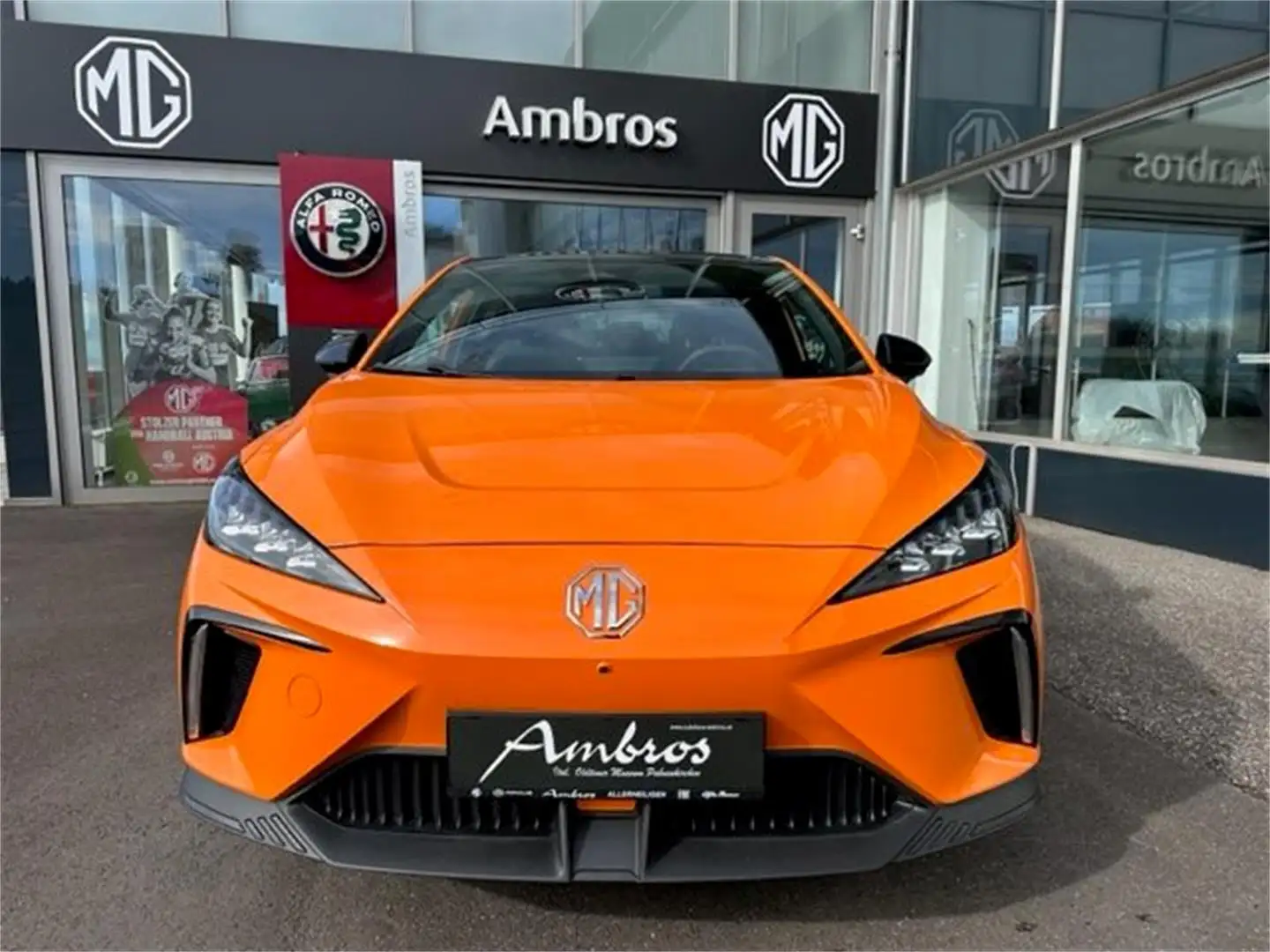 MG MG4 XPOWER 64kWh Orange - 2