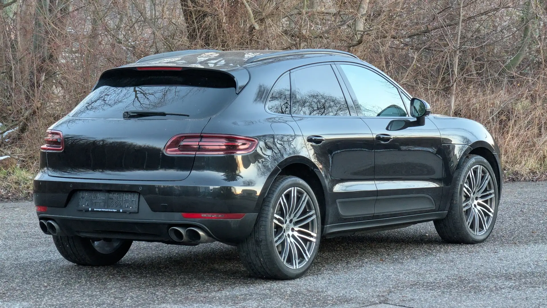 Porsche Macan S 3,0 21 Zoll Räder - 1