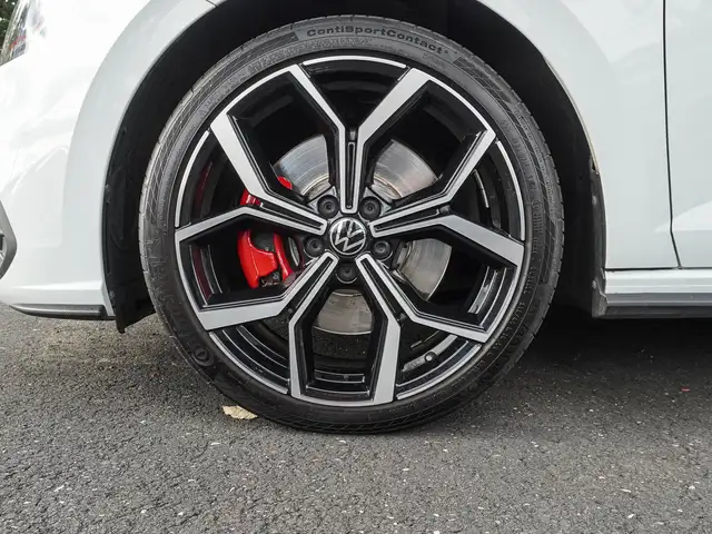 Volkswagen Polo view 7