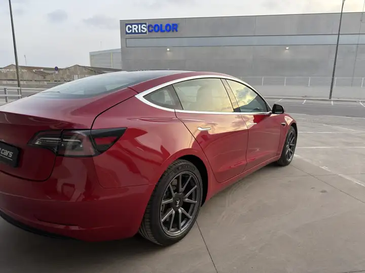 Tesla Model 3 2021, foto 12