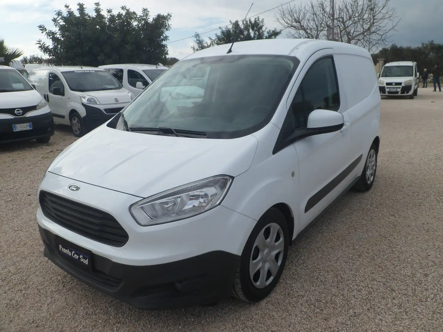 Ford Courier 1.6 tdci 100 cv furgone BELLISSIMO!!! Wit - 1