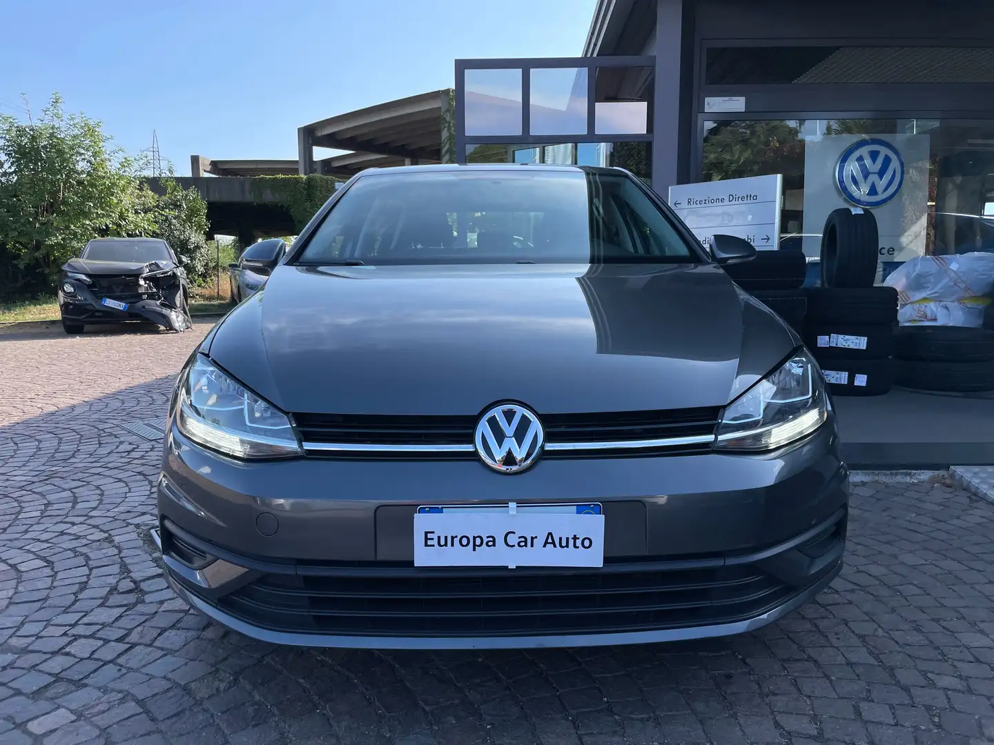 Volkswagen Golf Golf 5p 1.0 tsi Trendline 85cv E6 Grigio - 2