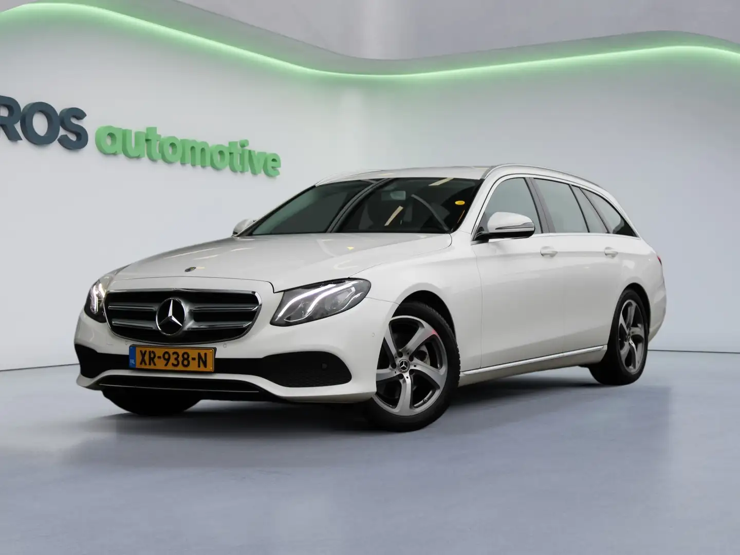 Mercedes-Benz E 250 Estate Premium | CAMERA | SFEER | TREKHAAK | STOEL Blanc - 1