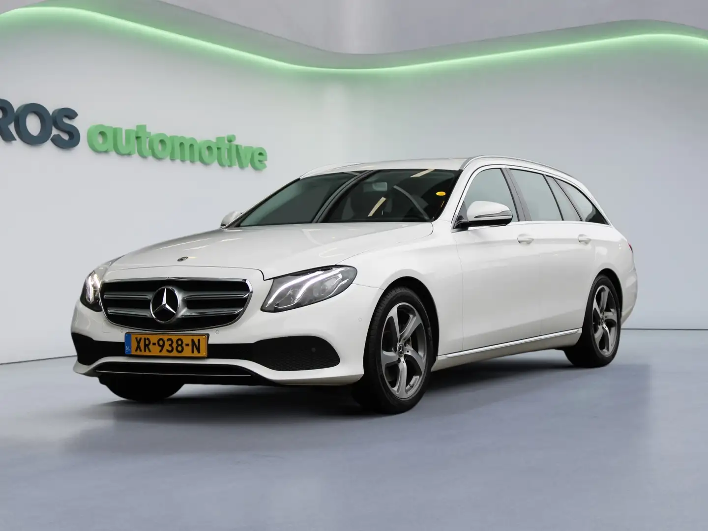Mercedes-Benz E 250 Estate Premium | CAMERA | SFEER | TREKHAAK | STOEL Blanc - 2