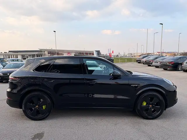 Porsche Cayenne III E-Hybrid PHEV 17,9 kWh Aut. Ansicht 4