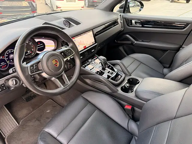 Porsche Cayenne III E-Hybrid PHEV 17,9 kWh Aut. Ansicht 9