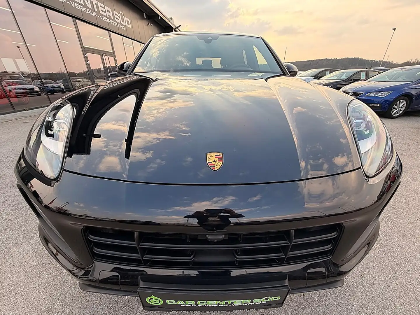 Porsche Cayenne III E-Hybrid PHEV 17,9 kWh Aut. Schwarz - 2