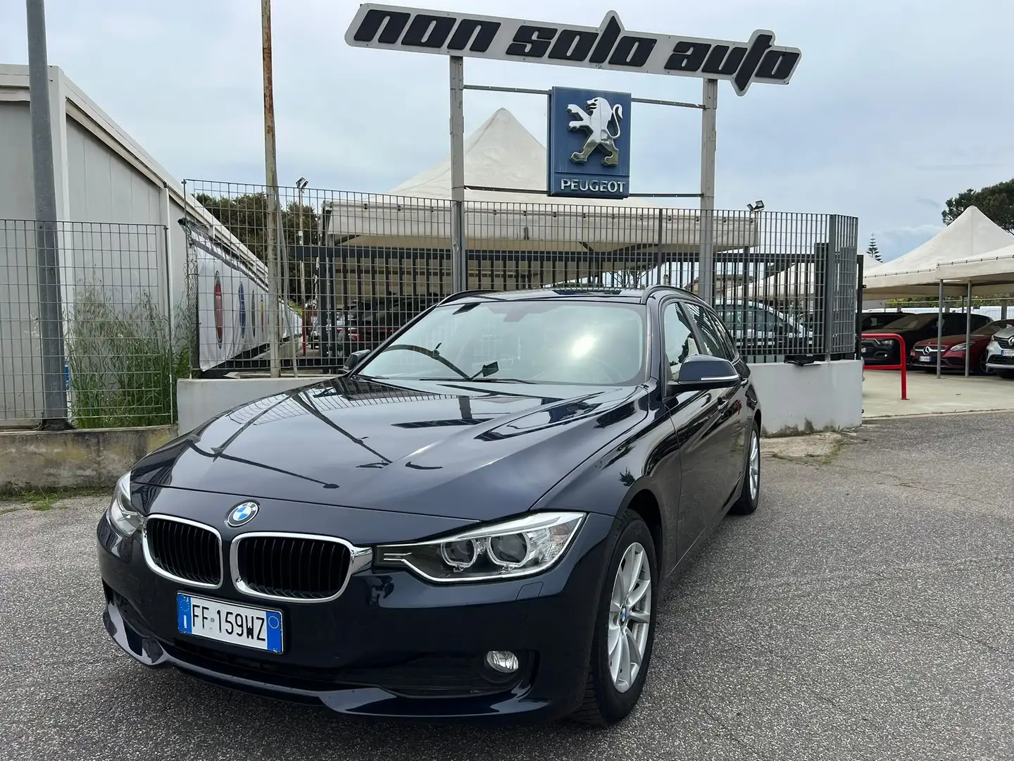 BMW 320 d Touring Modern Modrá - 1
