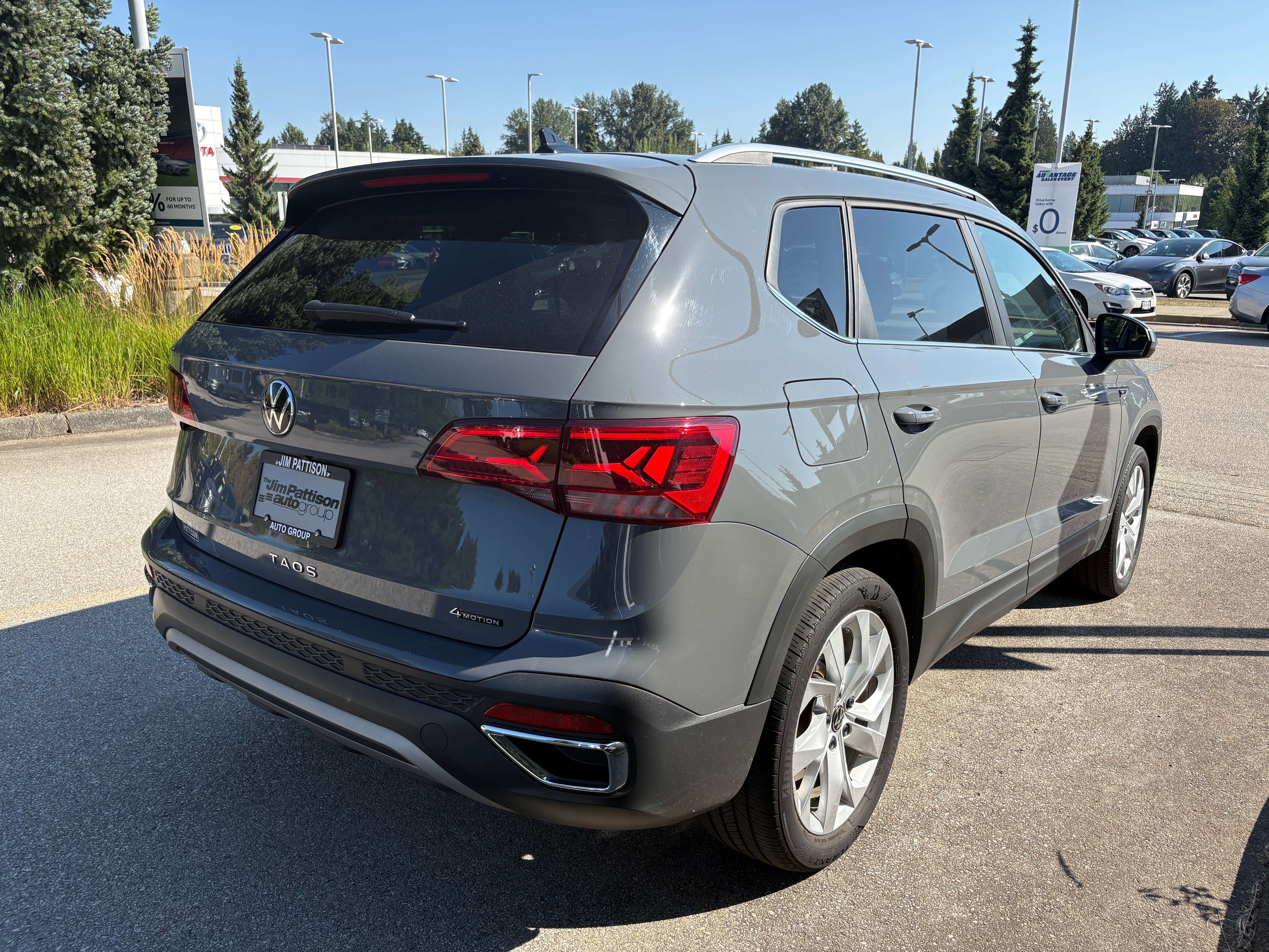 2022 Volkswagen Taos Comfortline, ONE OWNER, VW CERTIFIED — снимка 1