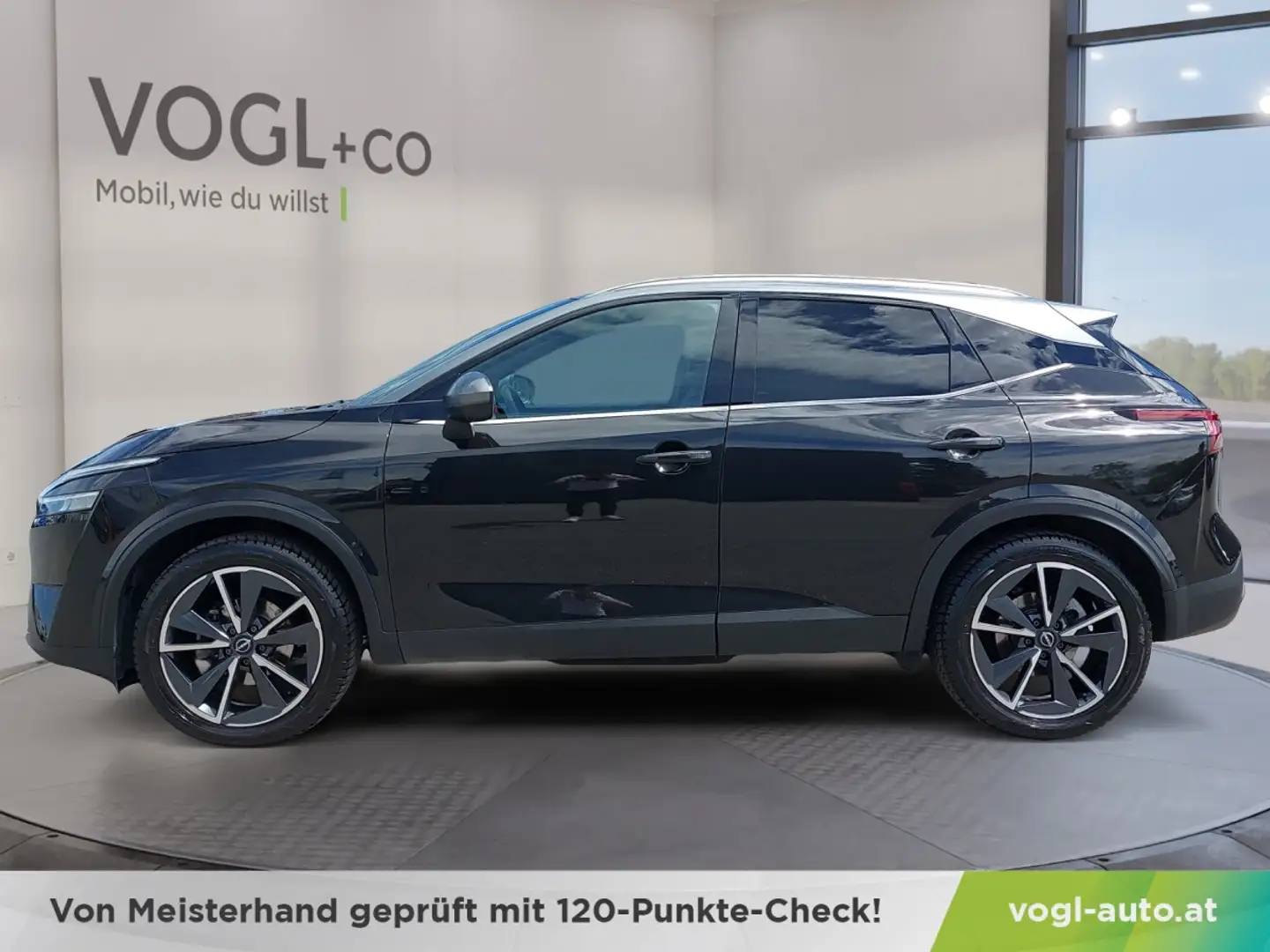 Nissan Qashqai Tekna 1.3 DIG-T MHEV 4x4 Aut. Schwarz - 2