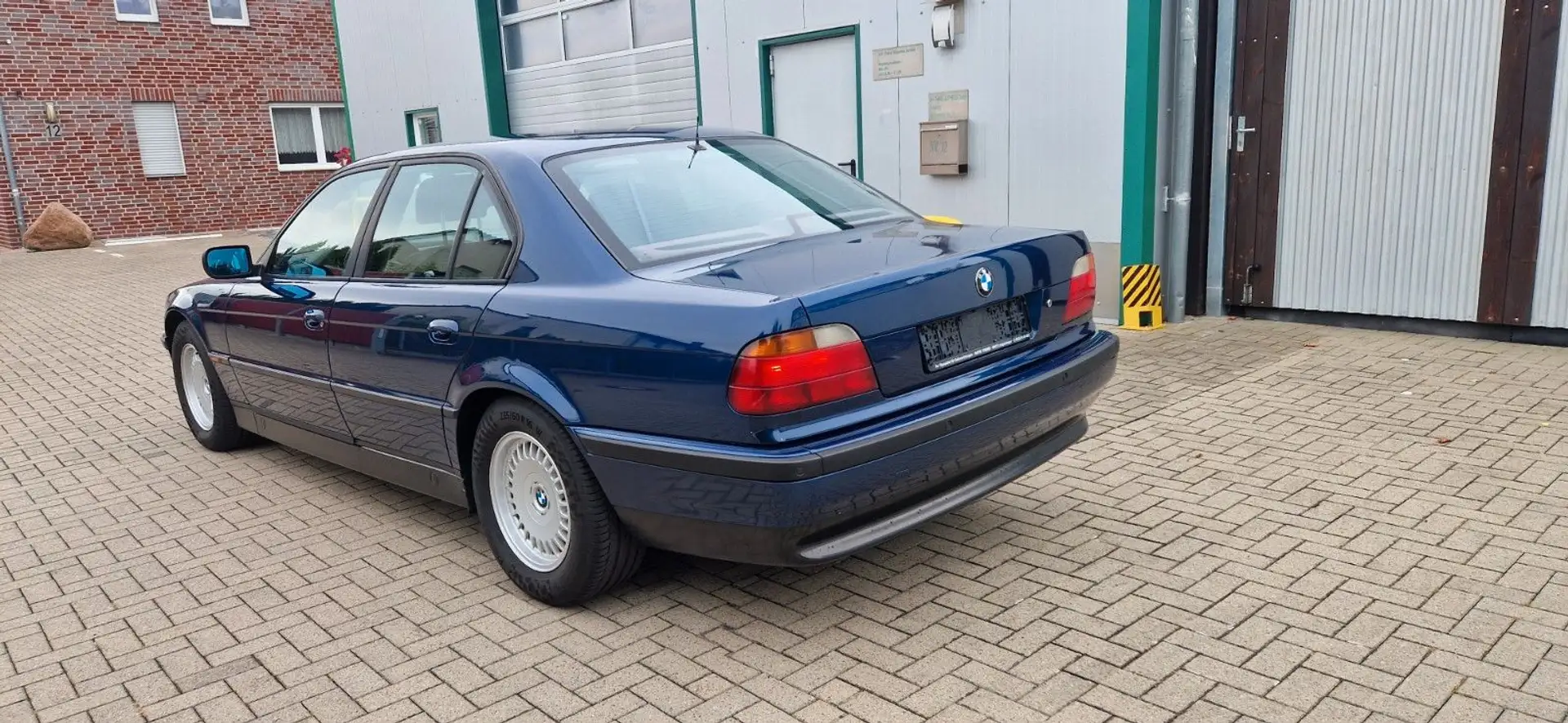 BMW 735 i Sehr gepflegt Niebieski - 1