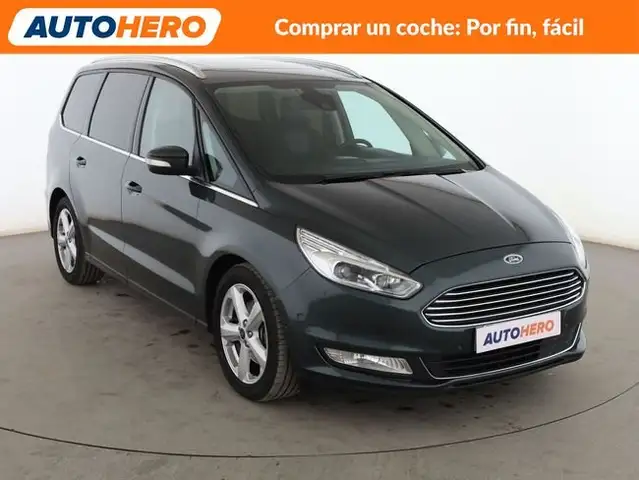 Ford Galaxy view 8