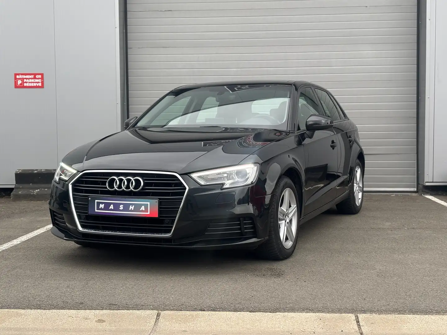 Audi A3 Sportback 2.0 TDi Zwart - 1