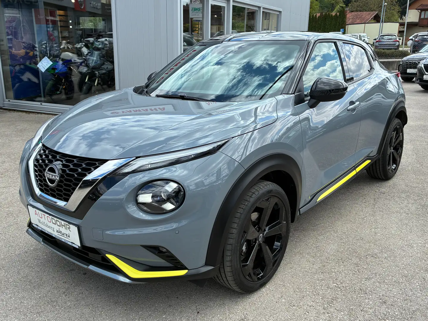 Nissan Juke Juke 1,0 DIG-T Kiiro DCT Aut. **EINZELSTÜCK** Grau - 1