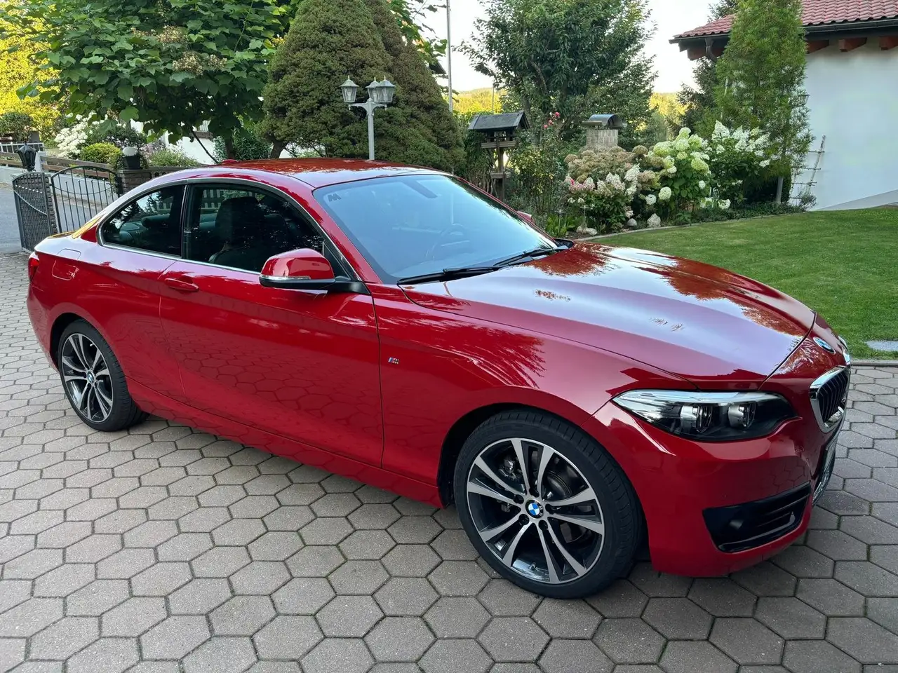 BMW 230