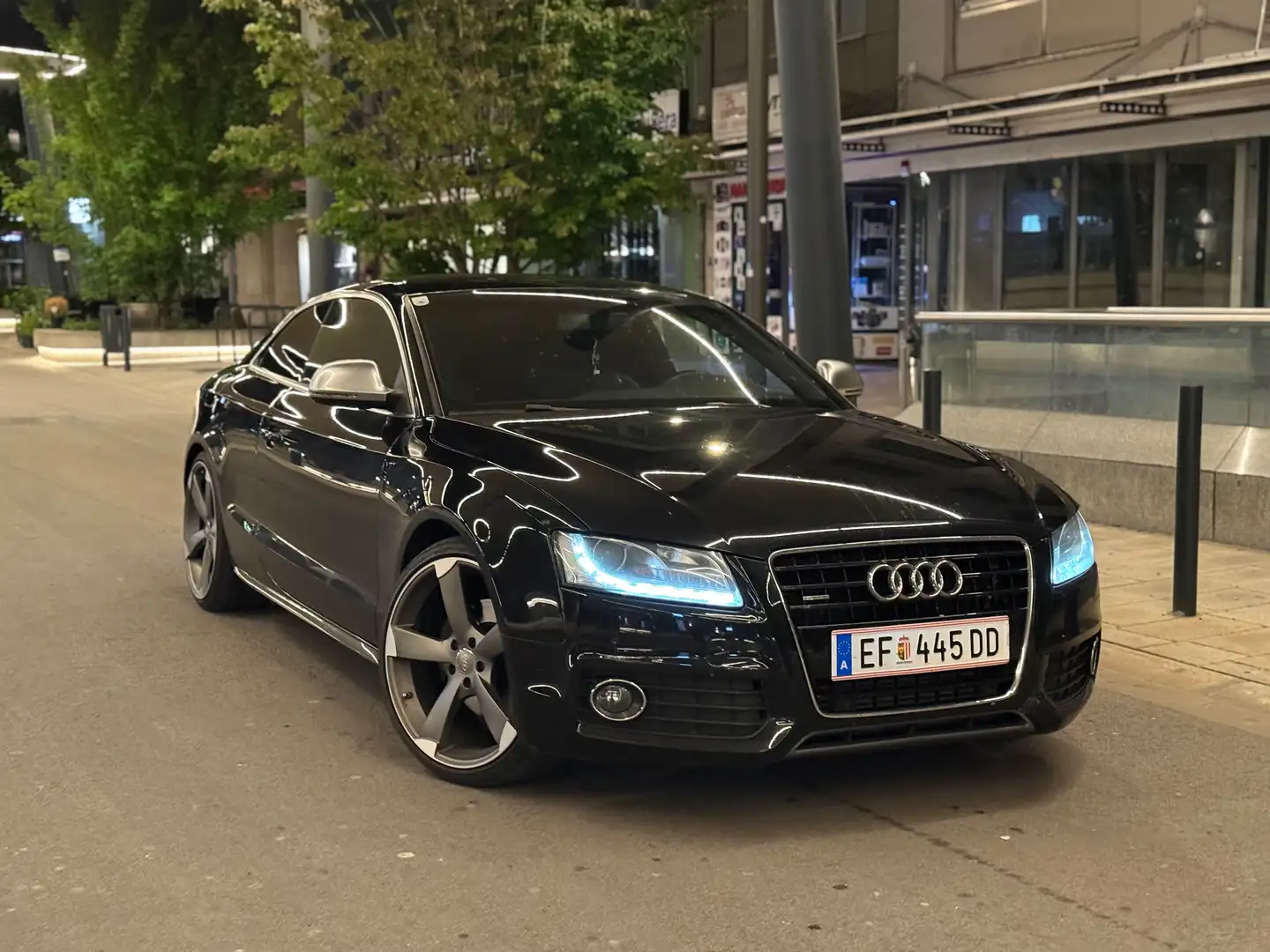 Audi A5 A5 Coupé 3,0 TDI V6 quattro DPF Schwarz - 1