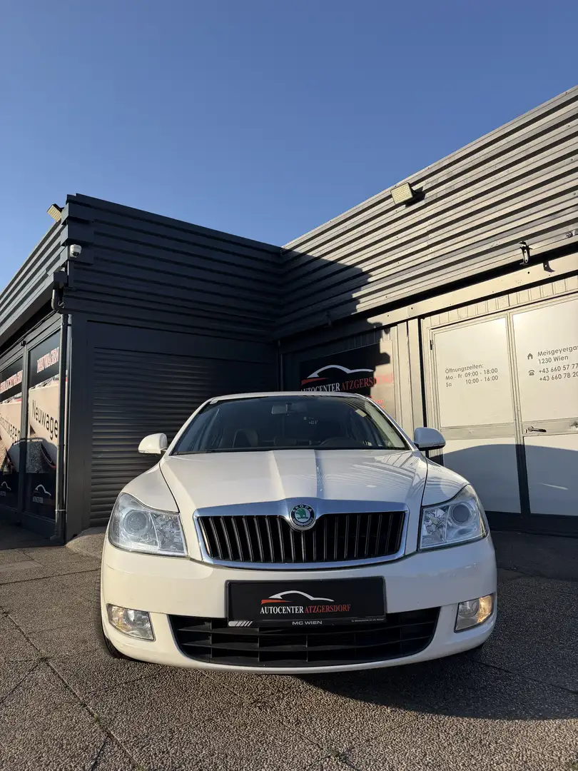 Skoda Octavia Elegance Weiß - 2