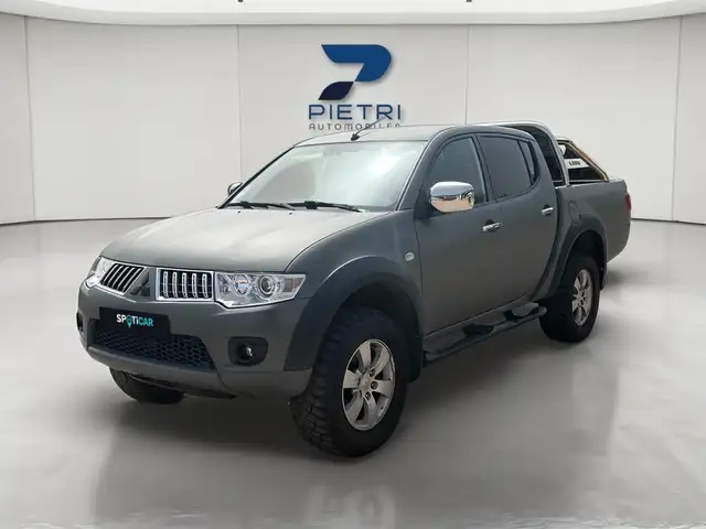 Mitsubishi L200 2.5 TD 178 Double Cab Intense