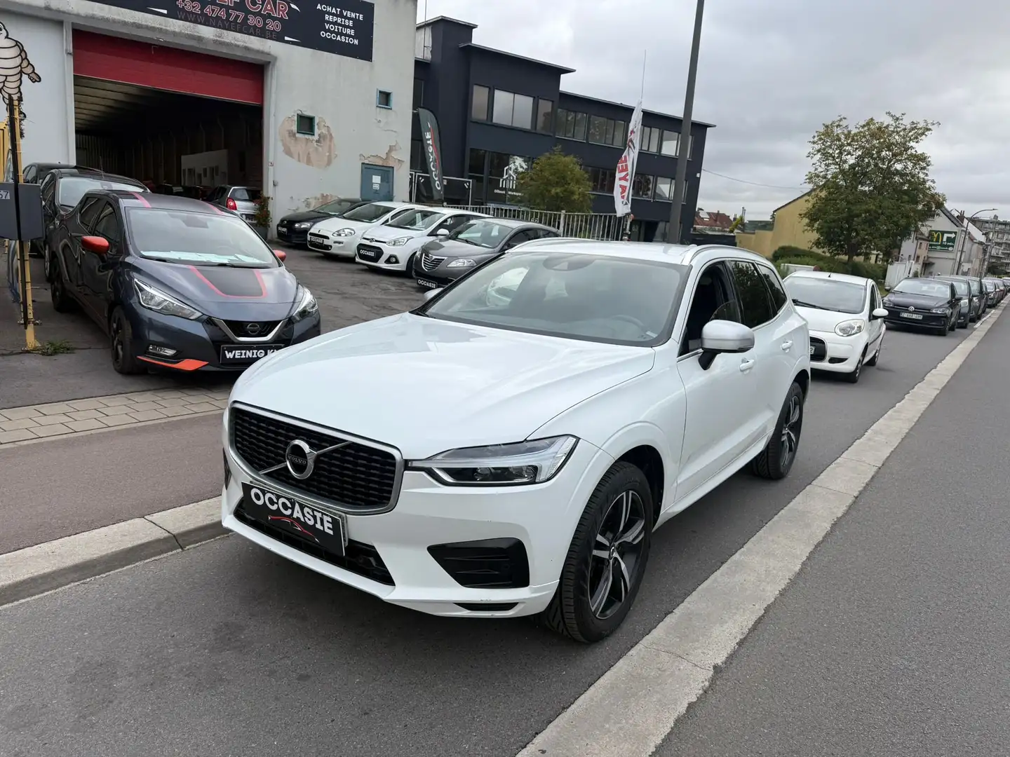 Volvo XC60 XC60 2.0 D4 R-Design Geartronic AdBlue - 1