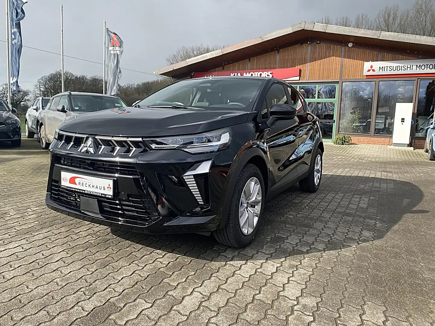 Mitsubishi ASX BASIS 1,0l Turbo-Benziner MT Klima Rückfahrkamera Negro - 2