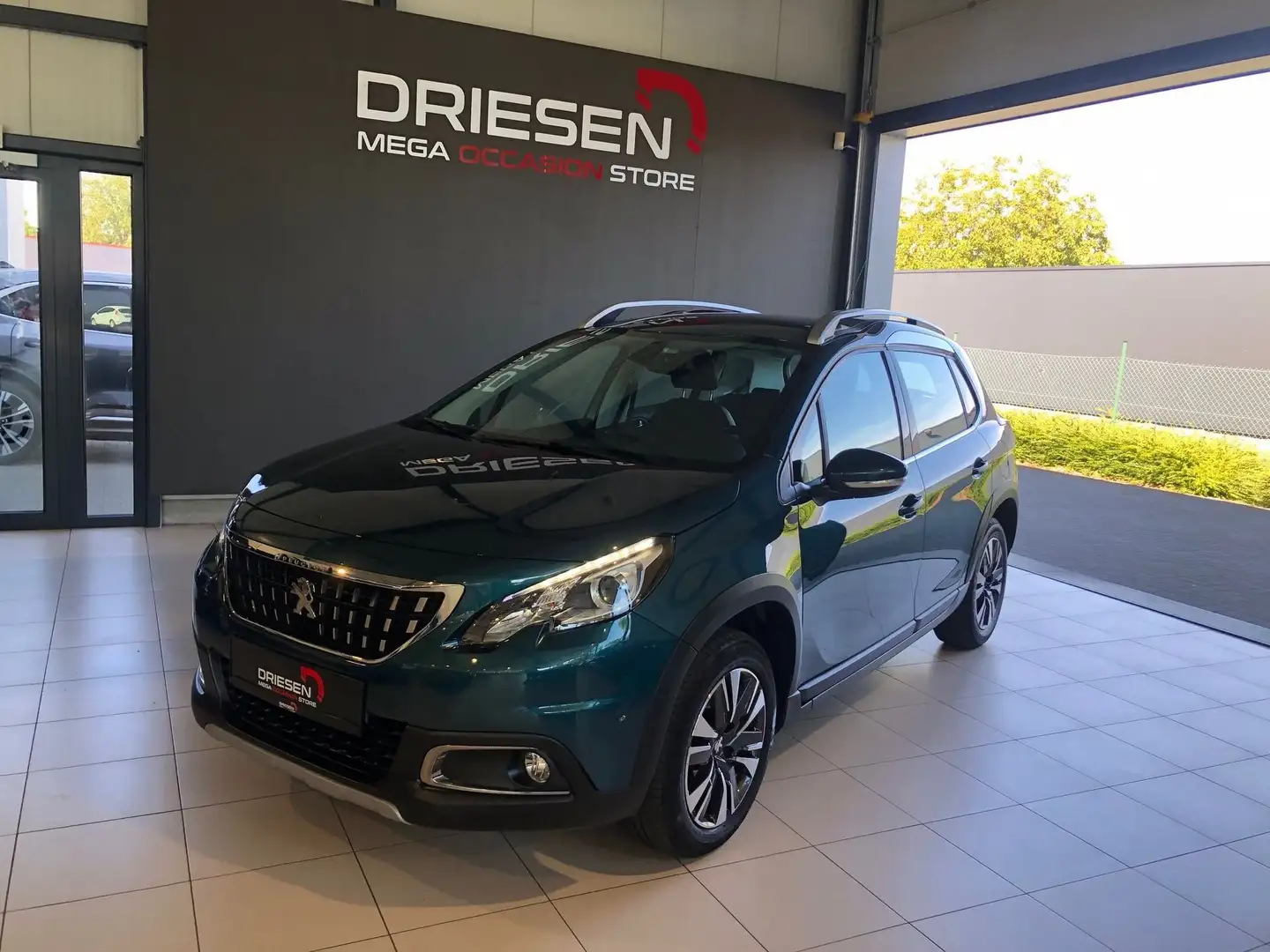 Peugeot 2008 Puretech Allure EAT6 BIJ DRIESEN IN BREE 089/4 Verde - 1