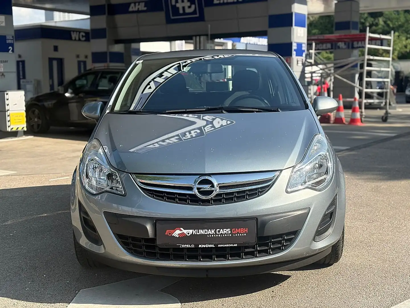 Opel Corsa 1,3 CDTI Edition DPF **ERSTBESITZ**PICKERL 06/2... Grau - 2