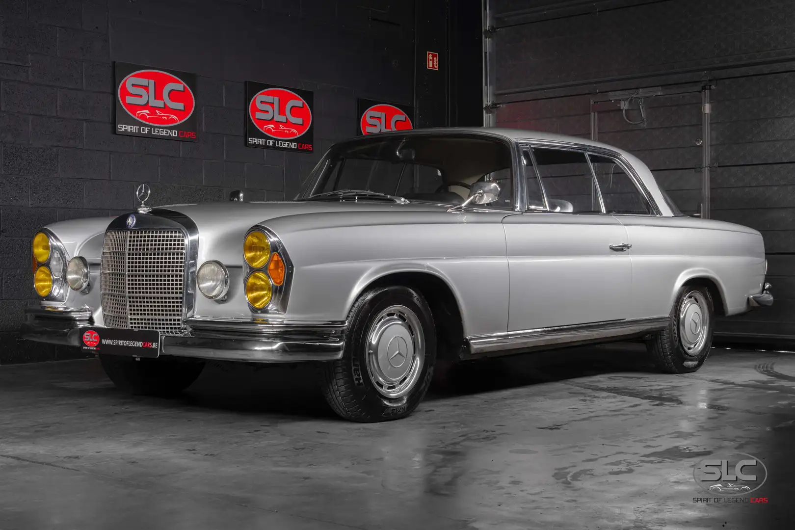 Mercedes-Benz 280 280 SE Coupé - Historique - Origine France Gümüş rengi - 1