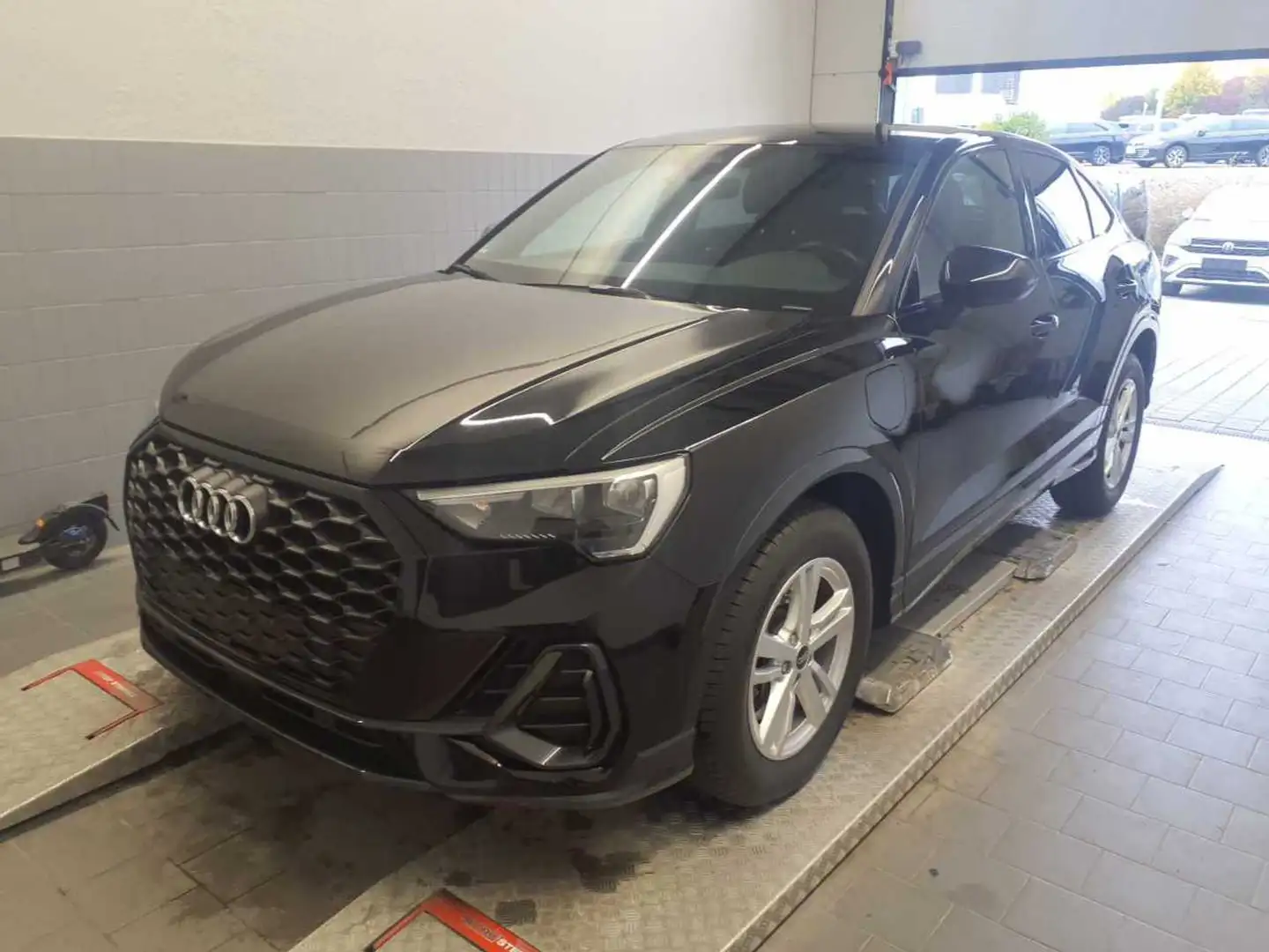 Audi Q3 Sportback 45 TFSI e S line Black ACC R-Cam Naviplu Noir - 2