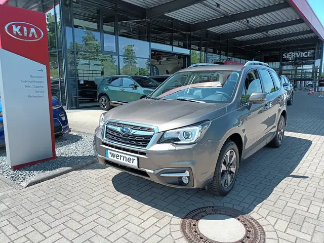Subaru Forester 2.0i Comfort X-Mode AHK