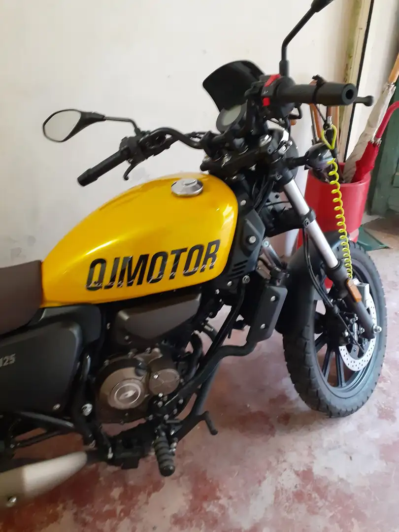 QJ Motor 125 SRV Oro - 2