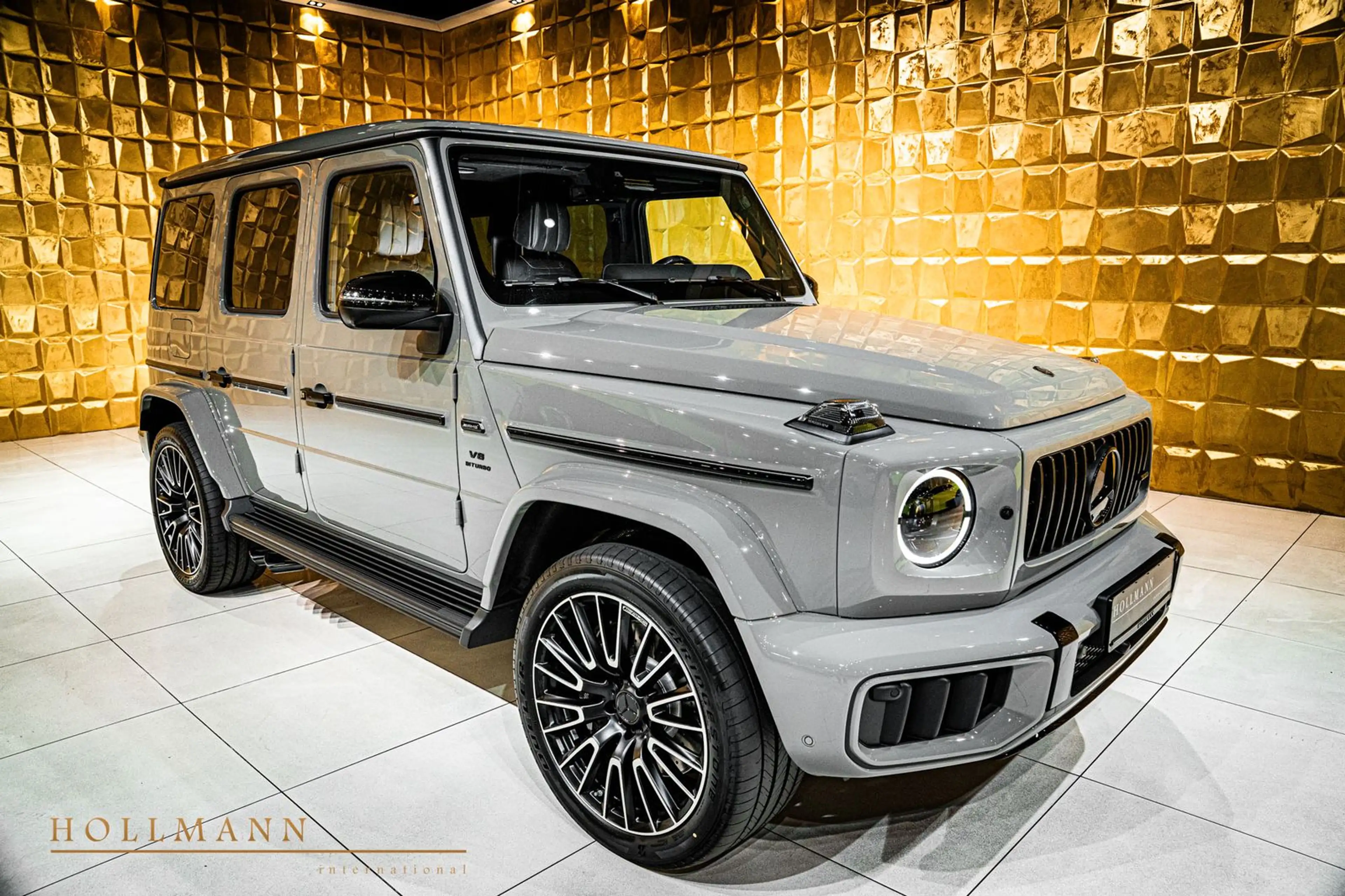 Mercedes-Benz G 63 AMG + FACELIFT + CARBON + TV + MY2027 — photo 9