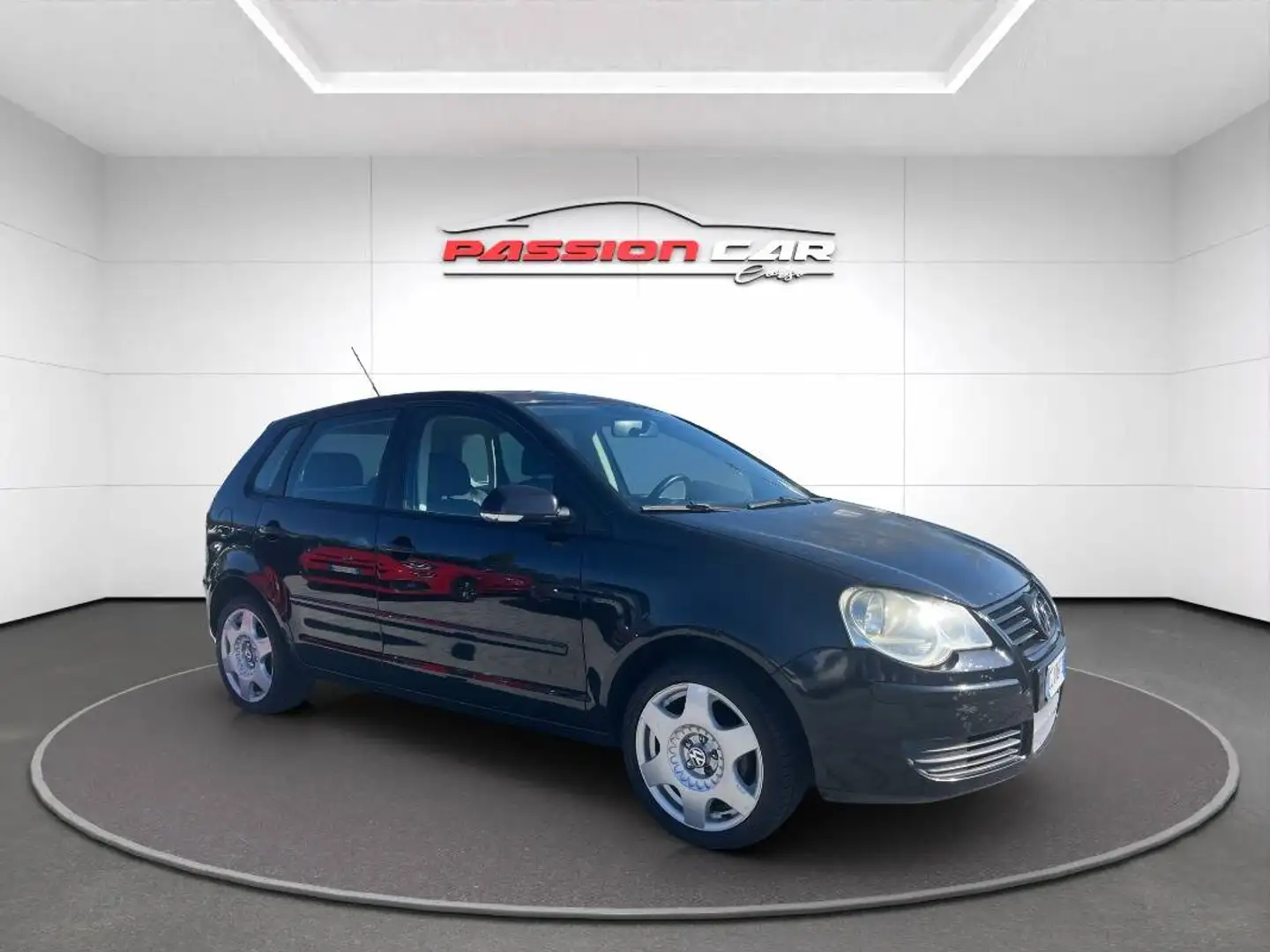Volkswagen Polo 1.4 tdi Trendline 5p Noir - 1