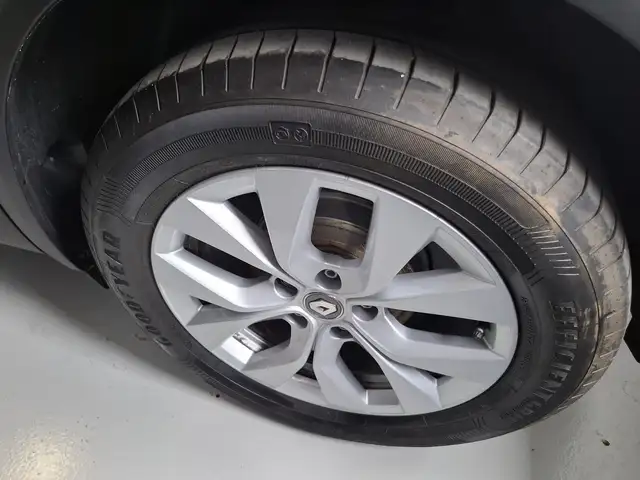 Renault Captur view 11