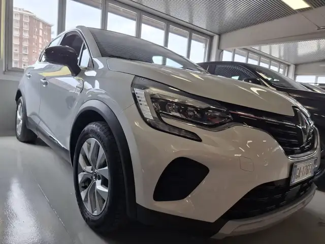 Renault Captur view 7