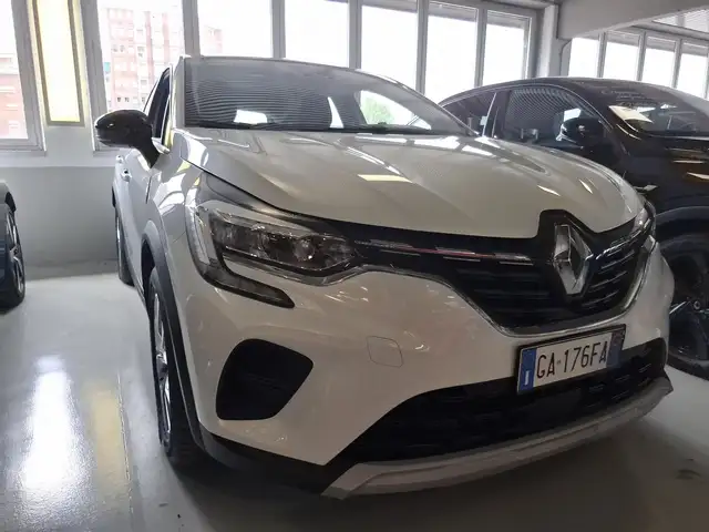 Renault Captur view 13