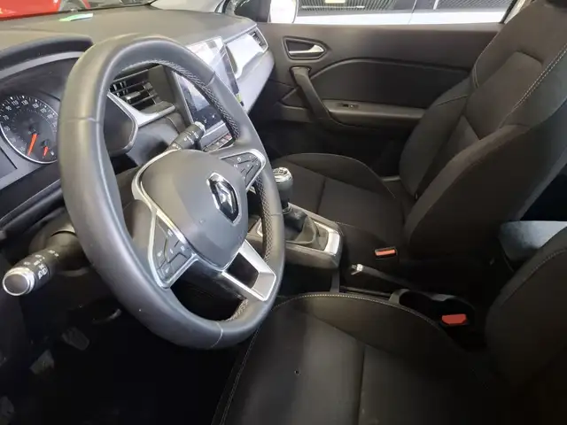 Renault Captur view 4