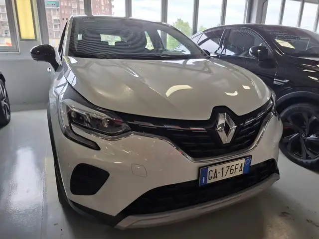 Renault Captur view 10