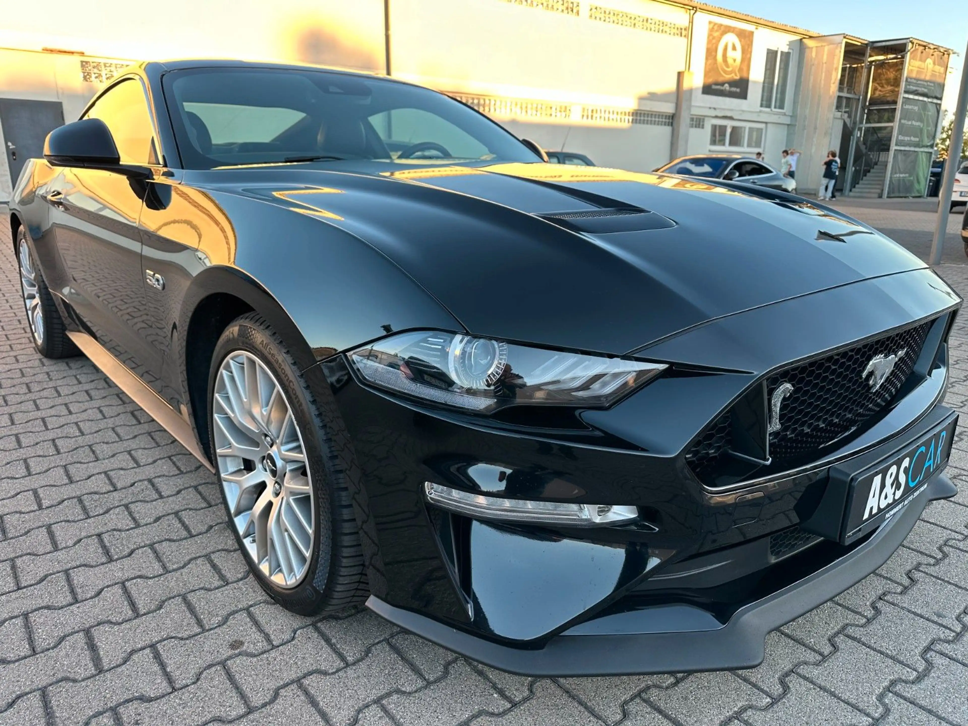 Ford Mustang GT Fastback-KAMERA-DEUTSCHES FAHRZEUG — photo 3