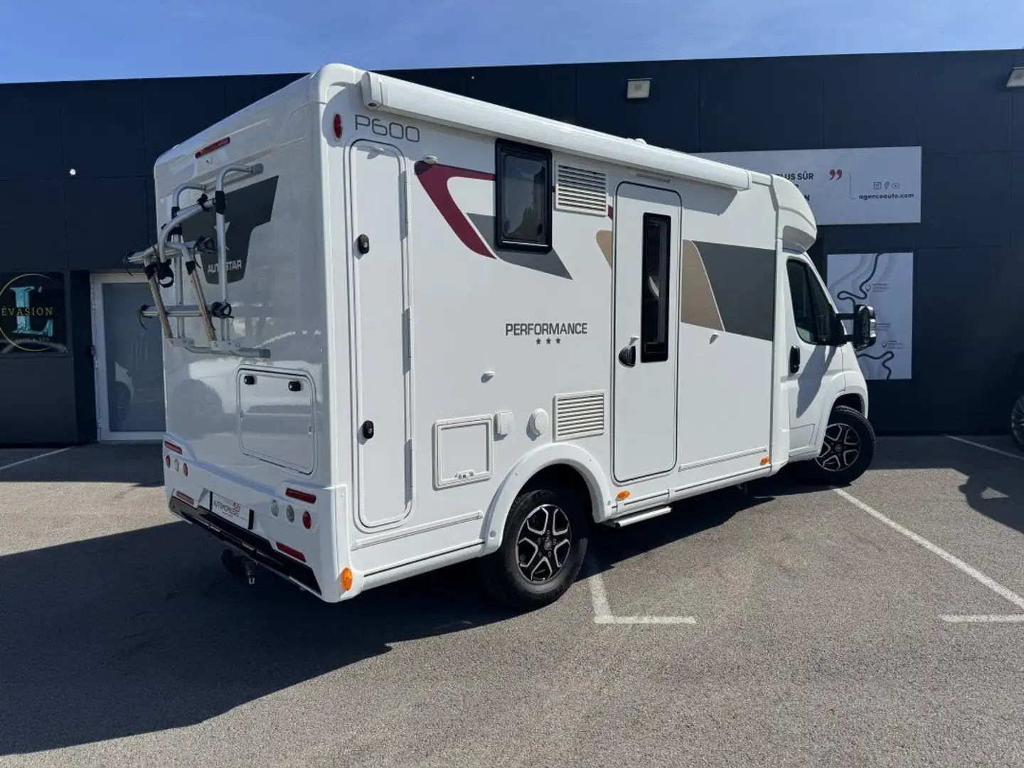 Fiat 600 Autostar P Performance + 10 000€ d'équipements Blanc - 2