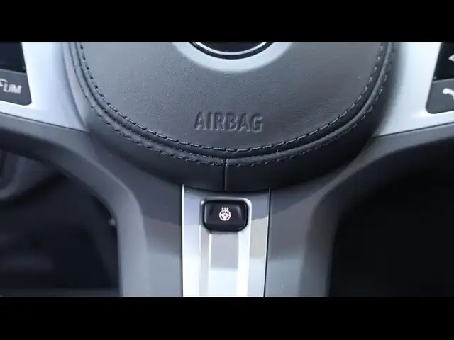 BMW X4 view 16