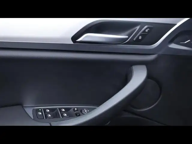 BMW X4 view 23