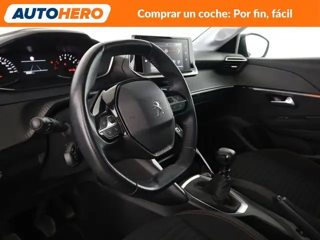 Peugeot 208 view 12