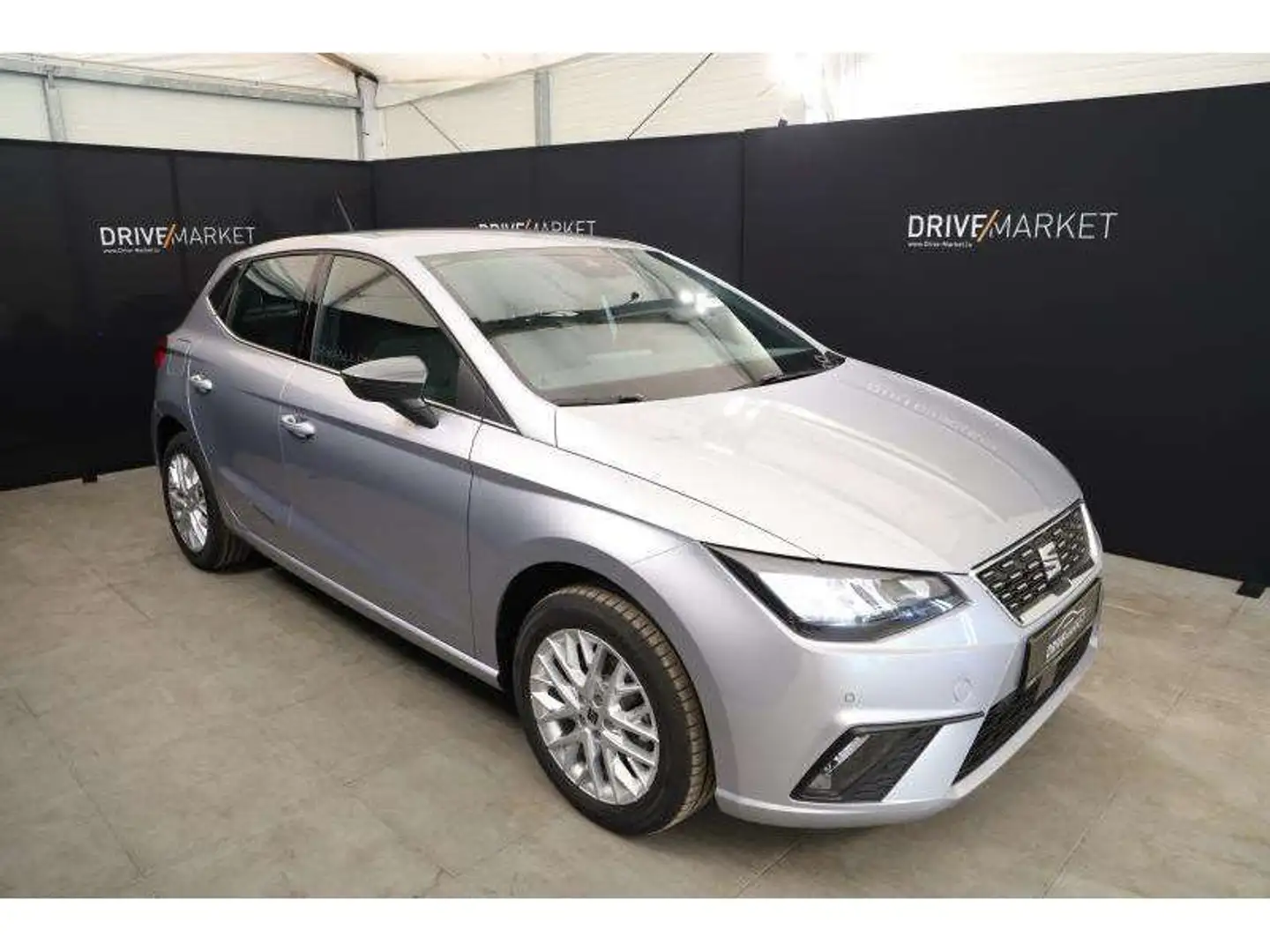 SEAT Ibiza Xcellence Zilver - 1