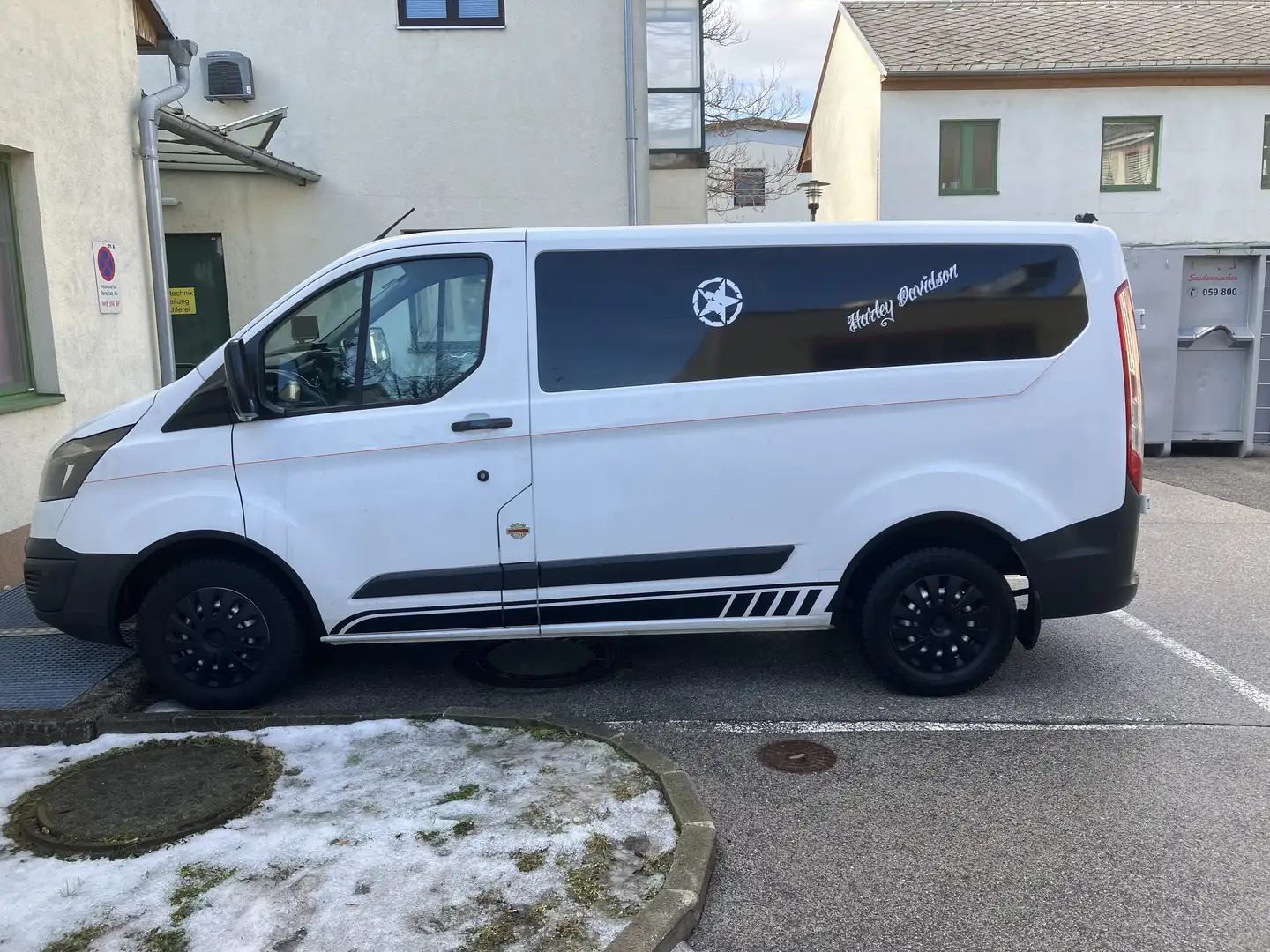 Ford Transit Custom Variobus 2,0 TDCI L2H1 310 Trend Weiß - 1