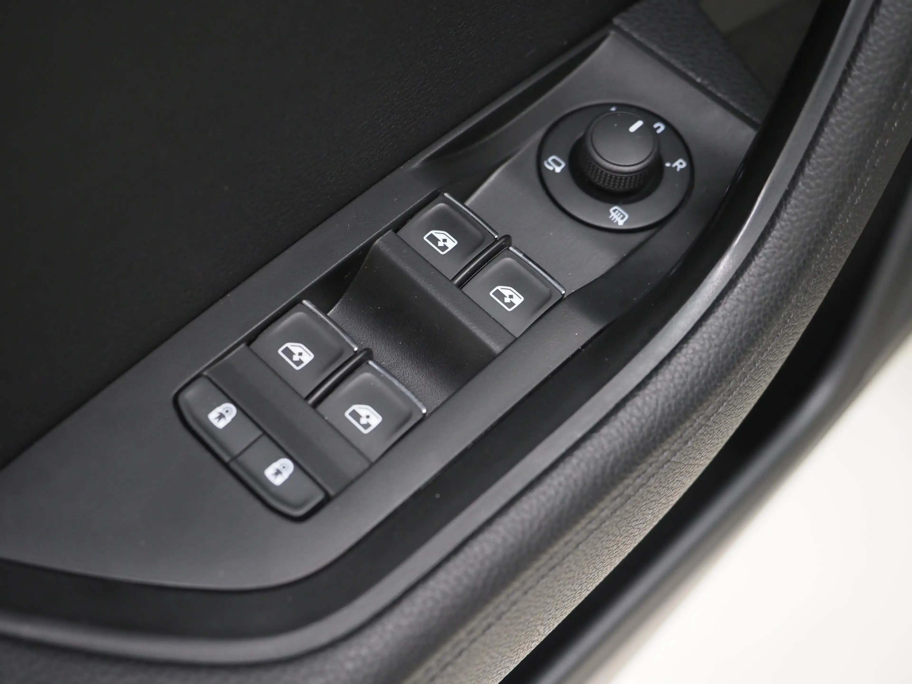 Skoda Superb Combi 1.4 TSI iV Laurin & Klement | Panoramadak | — photo 19