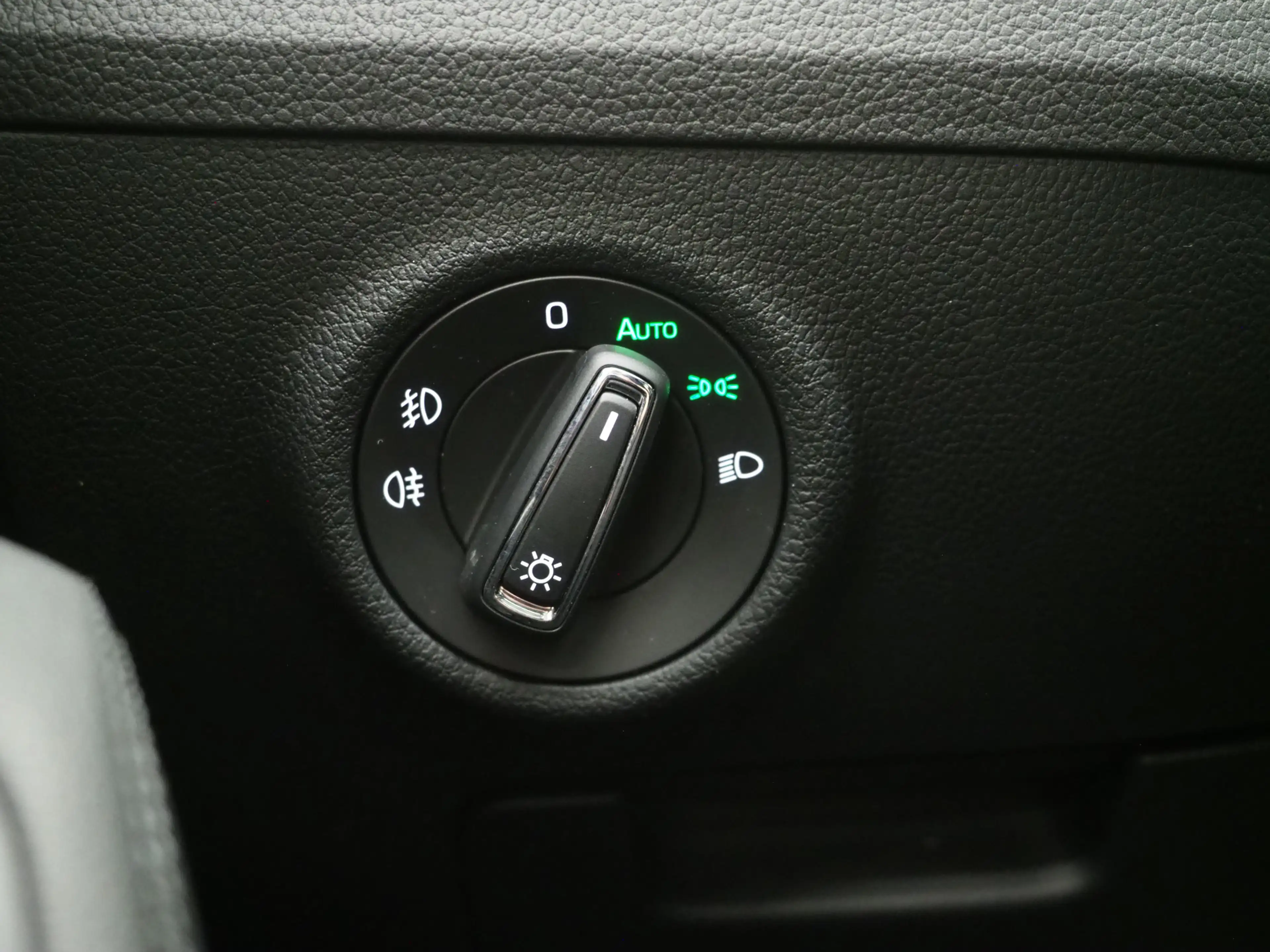 Skoda Superb Combi 1.4 TSI iV Laurin & Klement | Panoramadak | — photo 22
